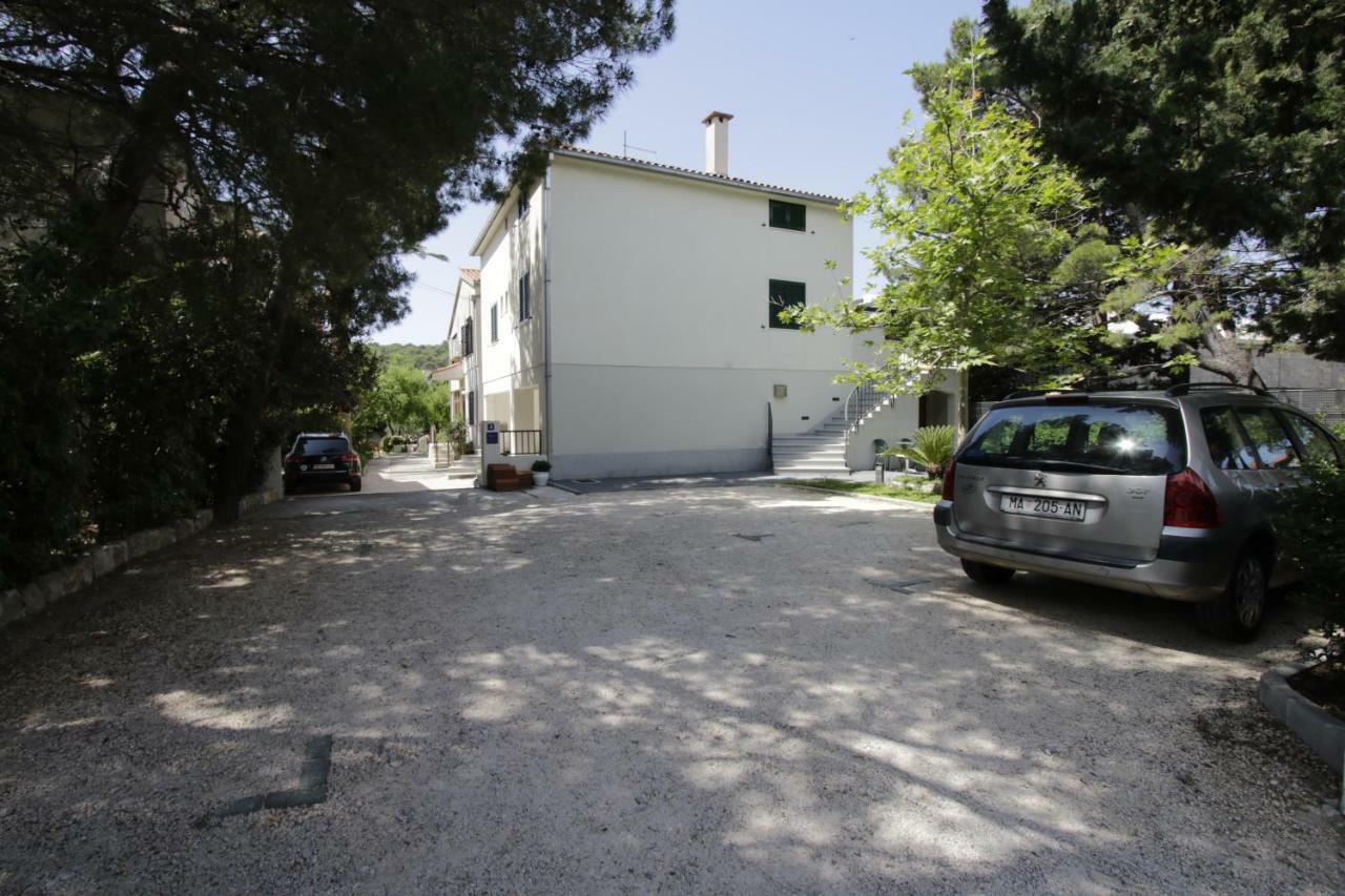 Apartments Besker Makarska Zewnętrze zdjęcie
